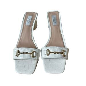 Steven by Steve Madden White Croc-Embossed Slides – Size 8.5